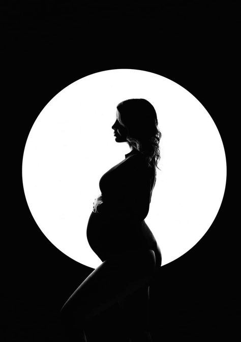 Maternity Photoshoot Silhouette, Maternity Shoot Silhouette, Silhouette Maternity Shoot, Shadow Pregnancy Pictures, Maternity Double Exposure, Pregnancy Belly Photos Bump Pictures, Shadow Maternity Pictures, Black And White Studio Maternity Shoot, Pregnancy Silhouette Pictures