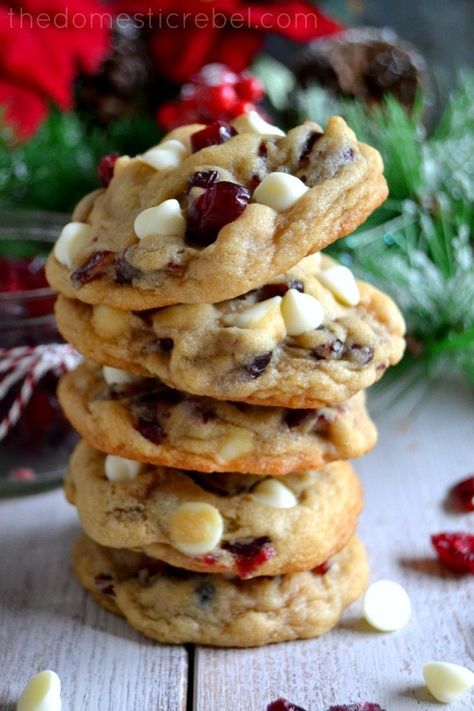 :: preheats oven :: Cranberry And White Chocolate, Cranberry White Chocolate Chip Cookies, Chocolate Cranberry Cookies, Cranberry White Chocolate, White Chocolate Cranberry Cookies, Resepi Biskut, White Chocolate Chip, White Chocolate Chip Cookies, White Chocolate Cranberry