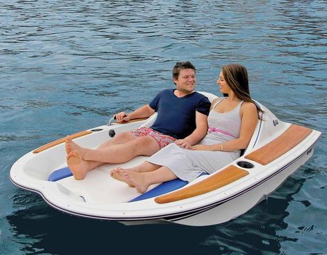 You Can Get A Mini One Person Electric Boat - and I Must Have One. Leisure Pools, Hammacher Schlemmer, Electric Boat, On A Boat, Swimming Holes, Watercraft, Home Sport, Motor Boats, Cool Stuff