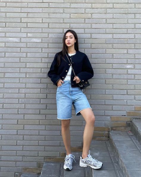 New Balance 530 Outfit, New Balance Outfit, Jeans Outfit Women, Korean Casual Outfits, Casual Day Outfits, Popular Outfits, Pinterest Outfits, Spring Outfits Women, Winter Outfits Women