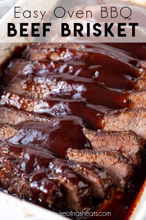 Brisket Oven Recipes, Oven Roasted Beef Brisket Recipe, Beef Brisket Oven, Oven Brisket Recipes, Oven Brisket, Bbq Beef Brisket, Oven Roast Beef, Beef Brisket Recipe, Roast Brisket