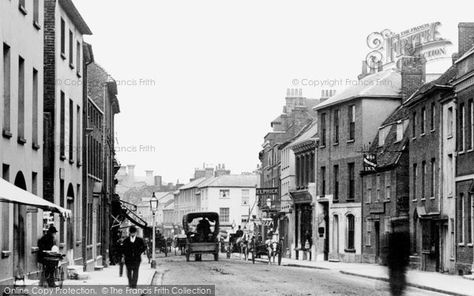 Farnham, West Street 1899 Farnham Surrey, Family History, Old Photos, Castle, Street View, England, Road, History, Square