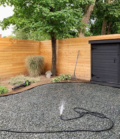 Patio Ideas Backyard, Stone Backyard, Pea Gravel Patio, Garden Landscaping Ideas, Pebble Garden, Gravel Landscaping, No Grass Backyard, Gravel Patio, Big Backyard