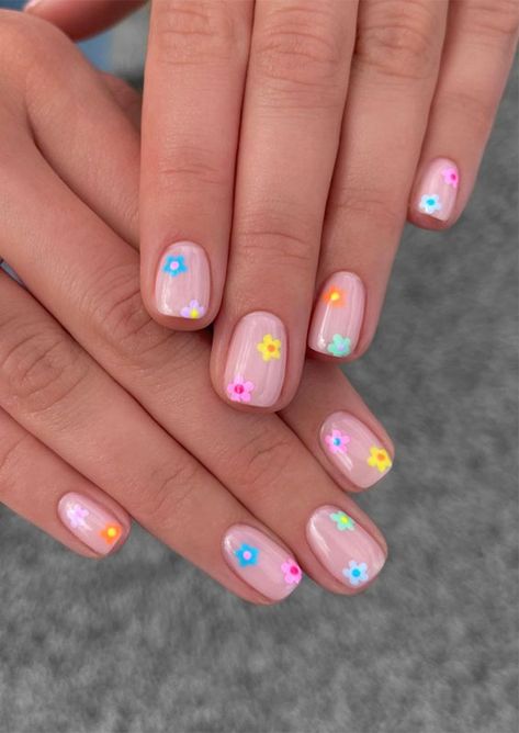 Gel Nails Ideas Short Flower, Colourful Minimalist Nails, Short Nail Designs Colourful, Tiny Flower Nail Art, Small Flower Nail Designs, Colourful Flower Nails, Short Nails Ideas Flowers, Neon Floral Nails, Small Flower Nail Art