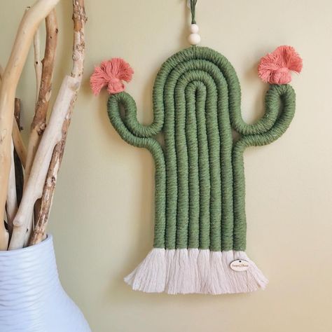 Cactus Pun, Boho Cactus, Funny Cactus, Jute Crafts, School Craft, Macrame Design, Pom Poms, Cactus Plants, Puns