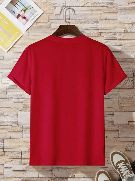 Plain Red T Shirt, Plain Tee Shirts, Shirt Outfit Men, Hospital Birth, Red Tee, Red T Shirt, Round Neck Tees, Tshirt Outfits, Plain Tshirt