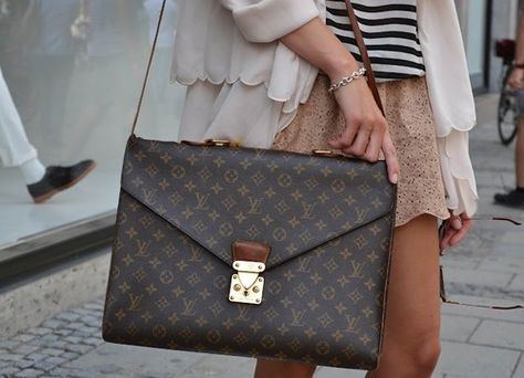 Louis Vuitton laptop bag Louis Vuitton Laptop Bag, Luxury Laptop Bag, Luxury Laptop, Handbags Australia, Designer Laptop Bag, Gucci Purses, Bag Louis Vuitton, Louis Vuitton Fashion, Fashion Tote Bag