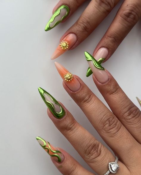 @/nailskiezzbyclari on ig Italy Inspired Nails, Shrek Nails, Edgy Nails, Girly Acrylic Nails, Her Nails, Unique Acrylic Nails, Pink Nail, Fire Nails, Funky Nails