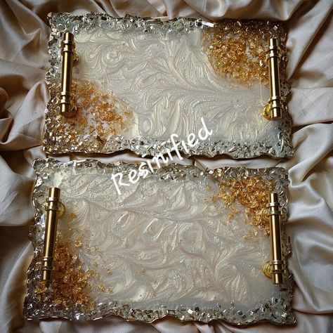 Vanity trays off to their home! . Dimensions 12*8"! . Dm to order yours! . #resin #resinart #resinartwork #resinartist #resincraft #resinpour #resinmolds #resinaepoxi #vanitytray #resintray #resinnikahtray #resinplate #resinplaque #vanity #wedding #weddinggift #luxuryart #tray #resinartpakistan #resinartkingdom #resinartideas #rosepetals #abstractart #smallbusiness #handmade #epoxyresin #resinified #pakistan Vanity Trays, Resin Pour, Resin Artwork, Luxury Art, Vanity Tray, Resin Molds, Rose Petals, Resin Crafts, Resin Art