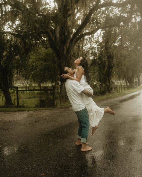 Rainy days with the sweetest family! 🌧️ #rainphotography #rainphotoshoot #creativephotography #creativephotographyideas #creativefamilyphotography #familyphotography #unscriptedposingapp #gpresets #authenticlovemag #tampaphotographer #flphotographer #stpetephotographer #wesleychapelphotographer #sonyphotographer Rain Couples Photoshoot, Couples Photoshoot Rain, Couple In Rain Photography, Rain Family Photoshoot, Rainy Day Couple Photoshoot, Engagement Photos Rain, Rainy Day Couple Aesthetic, Rainy Family Photoshoot, Engagement Photos In The Rain