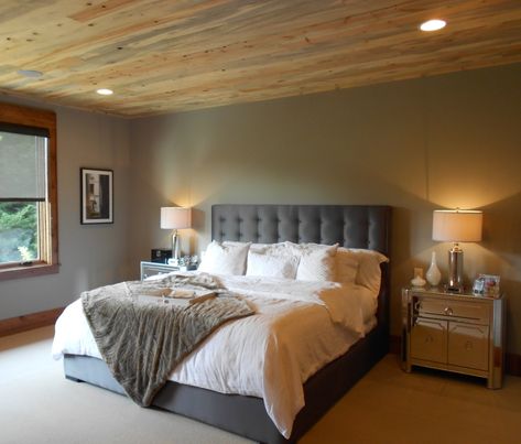 Blue Pine Ceiling, Pine Ceiling Bedroom, Townhouse Updates, Lisbon House, Knotty Pine Ceiling, Basement Color, Pine Ceiling, Cabin Garage, Ceiling Room