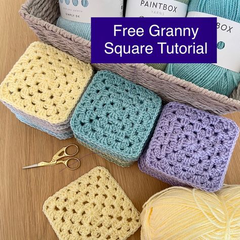 Tutorial for making a single-colour Granny Square Perfect Granny Square Crochet, Granny Square Easy Pattern, Solid Colour Granny Square, Single Color Granny Square Crochet Pattern, Easy Granny Square Designs, 3 Inch Granny Square Crochet, One Colour Granny Square Pattern, Single Colour Granny Square, Single Colour Granny Square Crochet