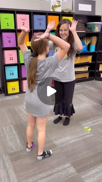 Mrs. Sing - Music Teacher on Instagram: "Boom, Snap, Clap is spreading like wildfire through my school! Have you tried it yet?! It’s SO fun!! If you have hard to reach upper elementary students, this will be a smash hit! #handclappinggame #bodypercussion #upperelementary #musicteacher #musicgame #musiceducation #elementarymusicteacher #musiceducator #teacher" Hand Clapping Games, Clapping Games, Elementary Music Teacher, Music Games, Music Teacher, Upper Elementary, Music Education, I School, Singing