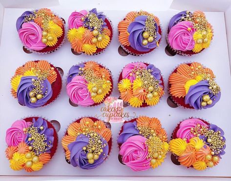 Barfi Cupcakes, Diwali Cupcake Ideas, Mehndi Cupcakes, Diwali Cupcakes, Mehndi Cake, Diwali Design, Diwali Cards, Diwali Party, Mehndi Decor