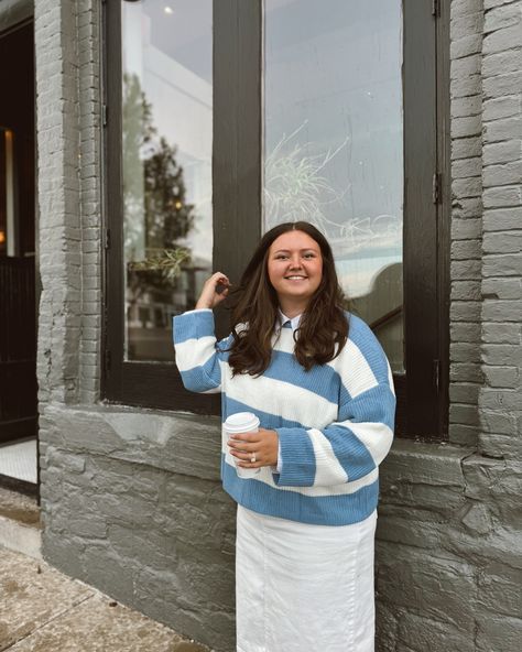 rainy days call for coffee dates 🌧️ Modest Fall Fashion, Modest Fashion Fall, Plus Size Modest, Modest Fall Outfits, Fall Fashion Ideas, Fall Outfit Inspiration, Plus Size Fall Fashion, Coffee Dates, Plus Size Workout