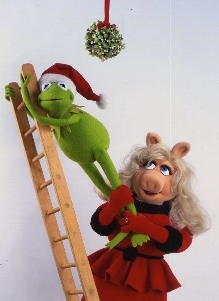 Kermit and Miss Piggy Under the Mistletoe Kermit And Miss Piggy, Dear World, Fraggle Rock, The Muppet Show, The Muppets, Miss Piggy, Saved Pins, Kermit The Frog, Jim Henson