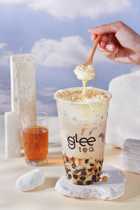 Glee Tea | Behance Milk Tea Photography, Tea Photography, Cold Desserts, Ice Tea, New Menu, Boba Tea, Milk Tea, Iced Tea, Product Photography