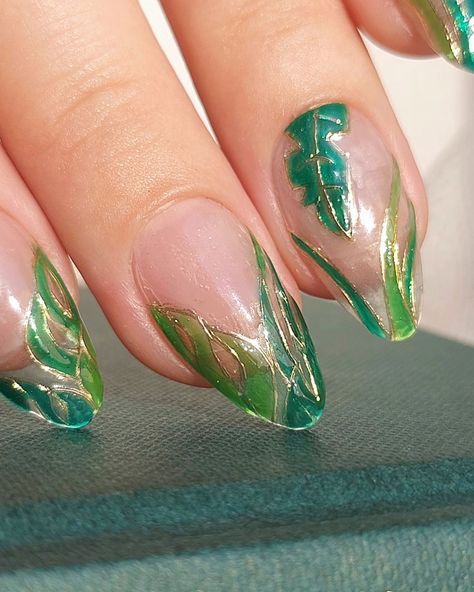 Channelling my inner elf, even though I'm a 100% a hobbit 🧝‍♀️🌱🌿🐛 . . #nailart #tolkien #elvishelegance ##NailDesign #FantasyNails#ArtisticNails #GreenNails #Naillnspiration#NailArtAddict #NailsofInstagram #TolkienNails #ElvenStyle #BookLoverNails #MiddleEarth #NailArtLover #NatureNails #NailArtDesign Lord Of The Ring Nails, Lord Of The Rings Nail Art, Hobbit Nails, Lord Of The Rings Nails, Lotr Nails, Ring Nails, Lord Of The Ring, Fantasy Nails, Green Nails