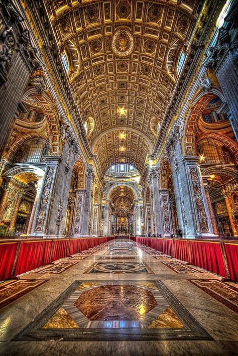 St Peter Basilica, Virtual Vacation, St Peters Basilica, Cathedral Architecture, Sacred Architecture, Cathedral Church, Church Architecture, St Peter, Beautiful Castles