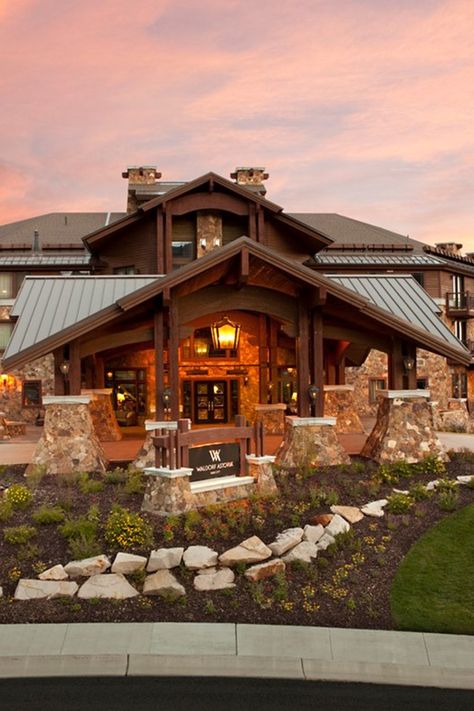 Waldorf Astoria Park City charms guests with ski-in mountain access and a residential vibe. #Jetsetter Astoria Park, Utah Travel, Waldorf Astoria, Park City Utah, Mountain Homes, Usa Travel, Park City, Travel Usa, Lake House