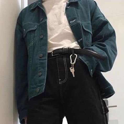 7949e456002b28988d38185bd30e77fddesc53145249ri Male Outfits Aesthetic, Masculine Outfits, Masculine Clothing, Wardrobe Tips, Outfits Chic, Nice Style, Dope Fashion, Streetwear Men Outfits, Men Fashion Casual Outfits