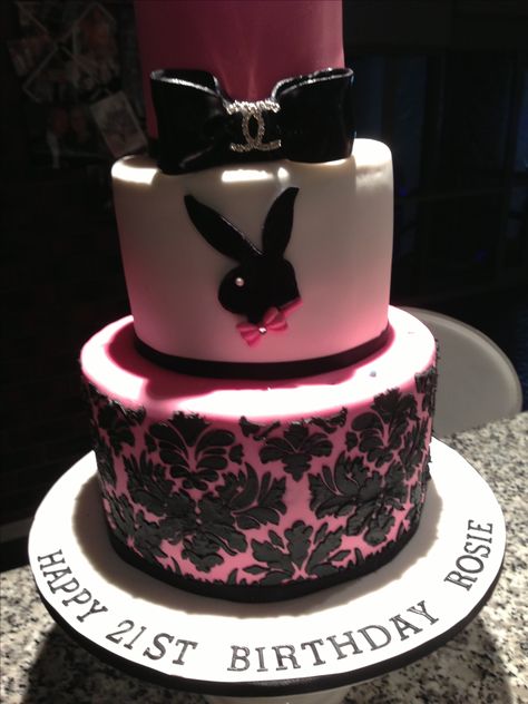 Playboy bunny cake #myperfectparty  This is gunna be 21st birthday cake!! Bunny Party, 21st Birthday Cake, Bunny Cake, Elegant Birthday, Bday Cake, Cool Birthday Cakes, Playboy Bunny, Perfect Cake, Pretty Cakes