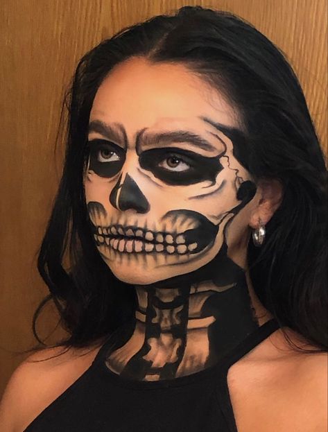 Grim Reaper Makeup, Skeleton Makeup Halloween, Calavera Makeup, Caveira Halloween, Skull Makeup Halloween, Skeleton Face Makeup, Skull Face Makeup, Skull Halloween Costume, Skeleton Face Paint