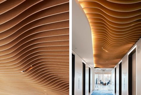 3D Ceiling Panels & Tiles - Arktura Atmosphera® Analog 3D Open Concept Office, Baffle Ceiling, Tiered Seating, Commercial Office Design, Office Ceiling, Ceiling System, Wooden Pattern, Parametric Design, False Ceiling Design