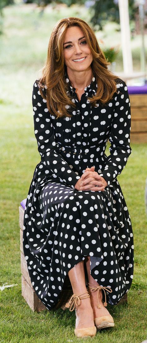 Düşes Kate, Princesse Kate Middleton, Looks Kate Middleton, Kate Middleton Outfits, Estilo Real, Princess Kate Middleton, Catherine Elizabeth Middleton, Middleton Style, Catherine Middleton