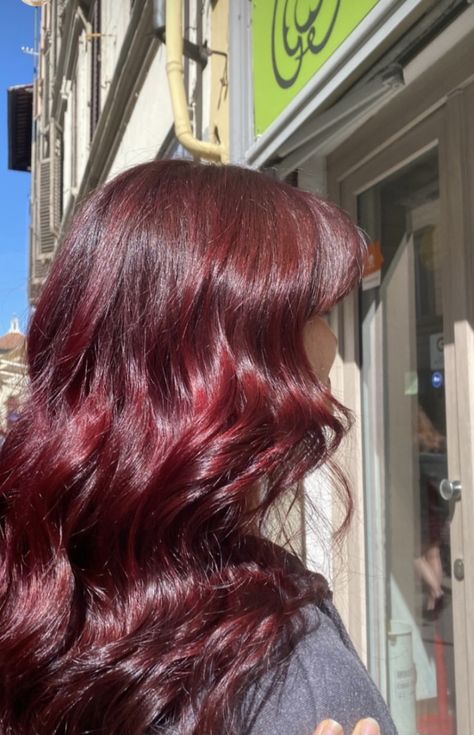 Red hair
Hair inspo 
Long wavy hair Red Hair Brown Roots, Red Shadow Root, Red Hair Dark Roots, Red Hair Dark, Raspberry Hair, Hair Dark Roots, Red Shadow, Red Roots, Dark Red Hair