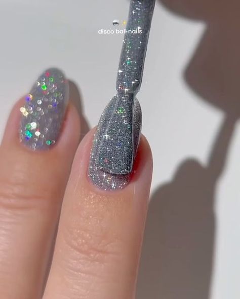 The Nail Daily 💅🏽 on Instagram: "Sparkly Disco Nails for the holidays! 🪩 Yes please! @heygreatnails #nailtutorial #nailsnailsnails #nailinspo #holidaynails #nailart #nails Christmas Nails 2023, New Years nails art, Christmas nail inspo, winter nails, glitter nails, Disco art, how to hand paint nails, how to do nails at home, nail art for beginners, Easy nails, how to do nail art, easynail design, nail tutorial" Winter Nails Glitter, Do Nails At Home, Nail Inspo Winter, Nails For The Holidays, At Home Nail Art, Christmas Nail Inspo, Disco Nails, Diamond Nail Art, Tie Dye Nails