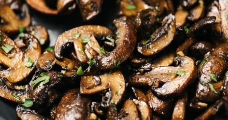 Best Sauteed Mushrooms, Sauteed Mushrooms And Onions, Mushrooms Food, Food Easy Recipes, Mushrooms And Onions, Sautéed Mushrooms, Steak Side Dishes, Mushroom Stroganoff, Recipes Family