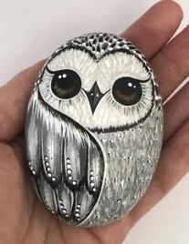 Owl Rock Art, Christmas Rock Art, Owl Rock Painting, Owl Stone Art, Owl Painted Rocks Ideas, How To Paint An Owl On A Rock, Owl Painted Rocks, Painted Owls, Owl Pebble Painting