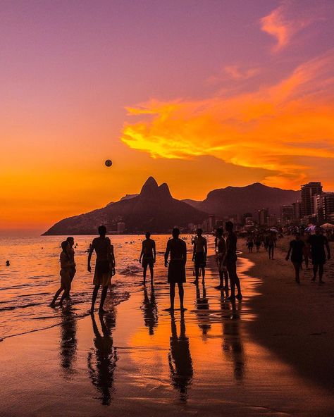 @cbezerraphotos: Ipanema Beach - Rio de Janeiro - Brazil * ******** 🇧🇷🌄Sea, Soccer & Sunset in Ipanema Beach I'm having the best time here in Rio, Brazil Life, Brazil Beaches, Ipanema Beach, Rio Brazil, Holiday Travel Destinations, Brazil Travel, Dream Travel Destinations, Best Places To Travel, America Travel