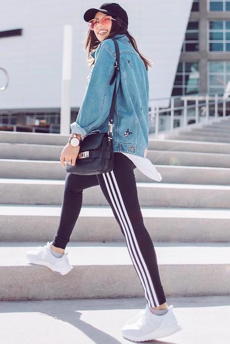 Soccer Pants Outfit, Black Adidas Outfit, Sahm Style, Sport Elegant, Adidas Pants Outfit, Adidas Leggings Outfit, Black Adidas Pants, Mexico Outfits, Outfits Leggins