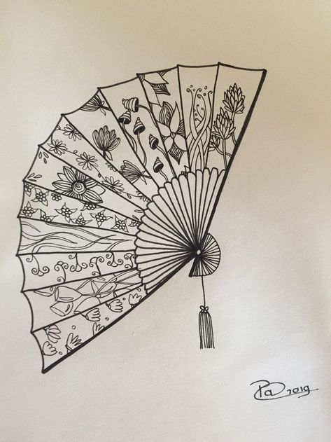 Asian Fan Drawing, Paper Fan Drawing, Fan Tattoo Elbow, Chinese Drawing Ideas, Red Fan Tattoo, Chinese Fan Tattoo Design, Ornamental Fan Tattoo, Vintage Fan Tattoo, Japanese Fan Tattoo Traditional