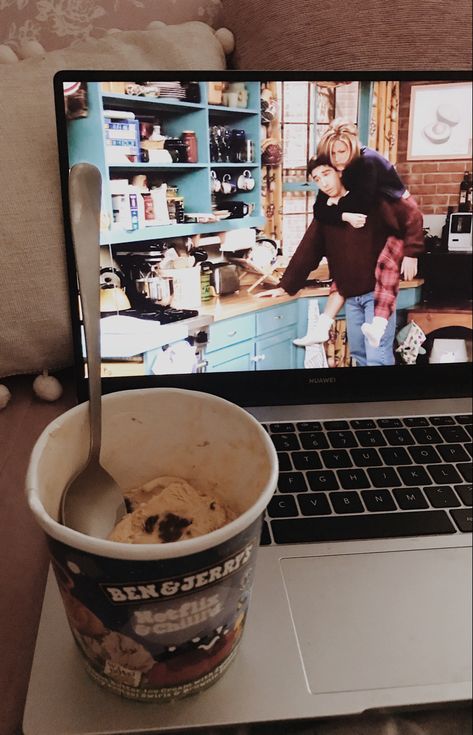 Cream Bed, Bed Inspiration, Ice Cream Pictures, Watching Friends, Midnight Cravings, Netflix Chill, Ber Months, Ice Cream Tubs, Bedding Inspiration