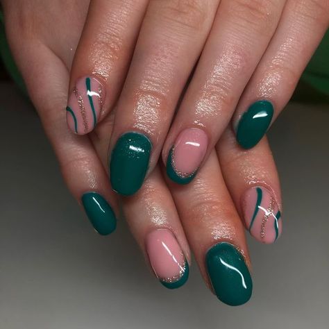 Hannah on Instagram: "Gorgeous emerald green Biab refill for @aislingfloyd Using @db_nails_gel_polish_collection #biab #biabnails #biabrefill #emerald #nails #nailsofinstagram #nailart" Green Biab Nail Art, Green Biab Nails, Biab Nail Art, Biab Nail, Biab Nails, Emerald Nails, Nails Gel, Gel Nail Polish, Gel Polish