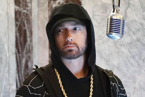 Meet Sarah Mathers - Where Is Eminem's Sister Now? Relationship With Eminem And More | eCelebrityMirror The Marshall Mathers Lp, Bet Hip Hop Awards, Petite Blonde, Popular Rappers, The Real Slim Shady, Agent Orange, Marshall Mathers, Naya Rivera, Bet Awards