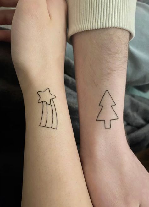 Matching Tats Brother And Sister, Dipper And Mabel Tattoo Ideas, Gravity Falls Dipper Tattoo, Matching Tattoo Ideas For Siblings, Gravity Falls Tattoo Mabel, Gravity Falls Sibling Tattoo, Dipper Tattoo Gravity Falls, Dipper Pines Tattoo, Cool Friendship Tattoos