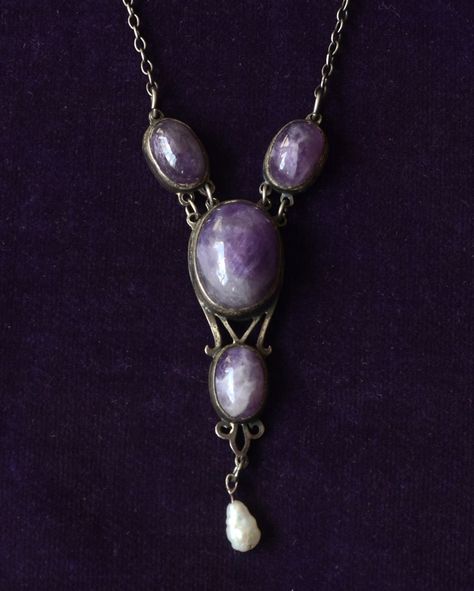 1890s Arts & Crafts Amethyst and Freshwater Pearl Necklace, Silver, $425 House Dayne, Pearl Necklace Silver, Lady Stardust, Targaryen Aesthetic, Birthstone Colors, Game Of Thrones Houses, Freshwater Pearl Necklace, Pottery Designs, Freshwater Pearl Necklaces