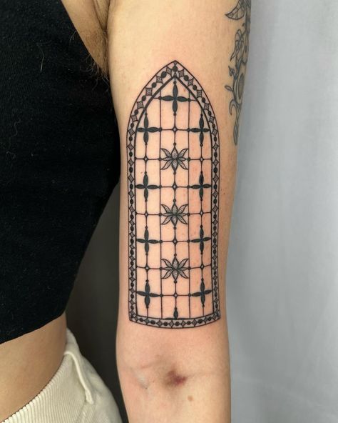 Sewing Tattoos, Stained Glass Tattoo, Woodcut Tattoo, Shin Tattoo, American Traditional Tattoo Ideas, Traditional Tattoo Ideas, Funky Tattoos, Sick Tattoo, Tasteful Tattoos