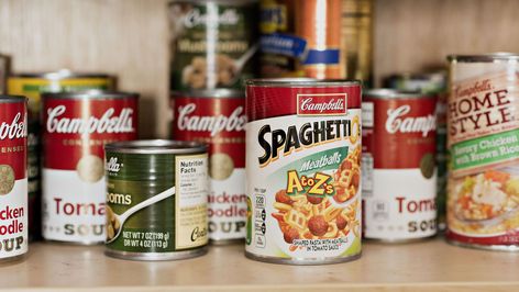 Storing soup cans efficiently in your pantry can be quite a challenge. Fortunately, there's a simple organizing hack that can help you maximize storage space. Soup Can Organization, Brown Rice Nutrition Facts, Can Organization, Box Hacks, Canned Fruits, Diy Storage Boxes, Maximize Storage, Organisation Hacks, Canned Beans