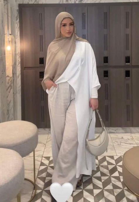 Modest Outfits Muslim, Simple Work Outfits, Outfits Muslim, Stylish Outfits Casual, Estilo Hijab, Hijabi Fits, Modest Casual Outfits, Stile Hijab, Beauty Rituals