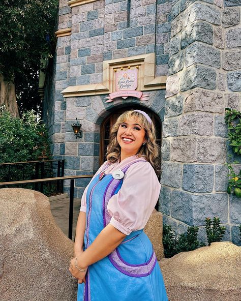 Bibbidi bobbidi boo - may all your dreams & wishes come true ✨🩷 HUZZAH BESTIES! 🤩💜 Surprise! I made my way back to Fantasyland, the kingdom that first welcomed me to the Disneyland Resort as a Cast Member in 2018 - only this time, I’m here to study under the Fairy Godmother as her apprentice at the Bibbidi Bobbidi Boutique! 🥰 My entire life has been built around the same princesses and fairytales that I now get to bring to life for so many little royals, and my heart is so full. I am beyond ... Bibbity Bobbity Boutique, Godmother Outfit, Bibbidi Bobbidi Boutique, Bibbidi Bobbidi Boo, Cast Member, Fairy Godmother, Wish Come True, The Fairy, Disneyland Resort