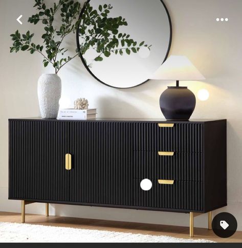 Black Console Table Decor, Modern Centre Table Designs, Wooden Sideboard Cabinet, Contemporary Luxe, Sideboard Styles, Decoration Buffet, Cabinet For Living Room, Sideboard Decor, Sideboards Living Room