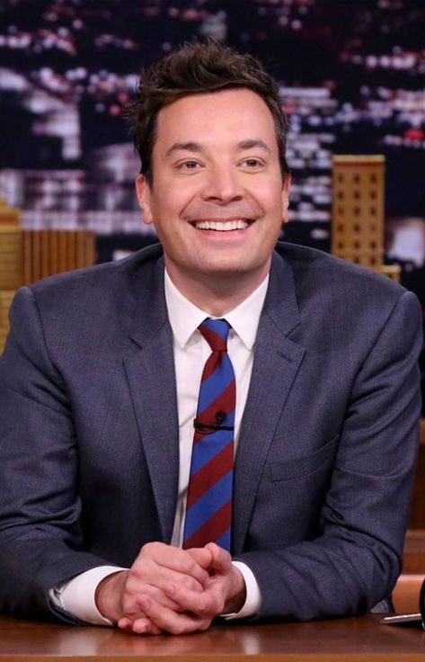 Jimmy Fallon Jimmy Fallon Funny, Jimmy Show, Jimmy Fallon Tonight Show, Happy 45 Birthday, Jimmy Fallon Show, Musical Hair, Snl Skits, Night Hairstyles, Free Tv Shows