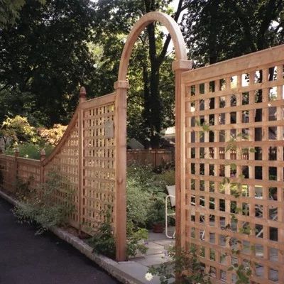 Fence Arbor, Fence With Lattice Top, Wood Fence Installation, Cedar Fencing, Wood Lattice, Patio Container Gardening, Contemporary Backyard, Fenced Vegetable Garden, Patio Remodel