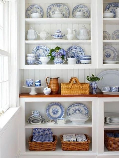 Tasteful Ways to Add Color to Your Kitchen White Medicine Cabinet, Blue Dishes, French Style Homes, Blue White Decor, Room Display, Up House, Blue And White China, Summer Home Decor, White China