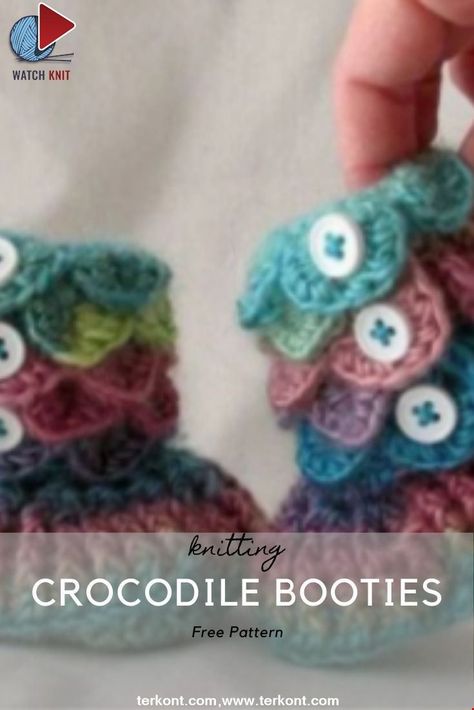 Crocodile Booties #crocodile #booties #baby #crochet #pattern Crochet Crocodile Slippers Free Pattern, Crocodile Crochet Socks, Crochet Alligator Amigurumi Free Pattern, Alligator Crochet Pattern Free, Small Crochet Alligator, Crocodile Stitch, Baby Booties Pattern, Baby Boots, A Hook